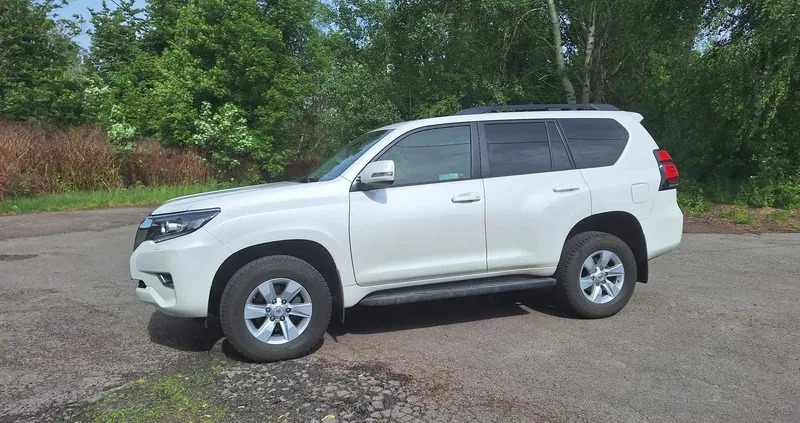 toyota land cruiser śląskie Toyota Land Cruiser cena 192000 przebieg: 82000, rok produkcji 2018 z Węgrów